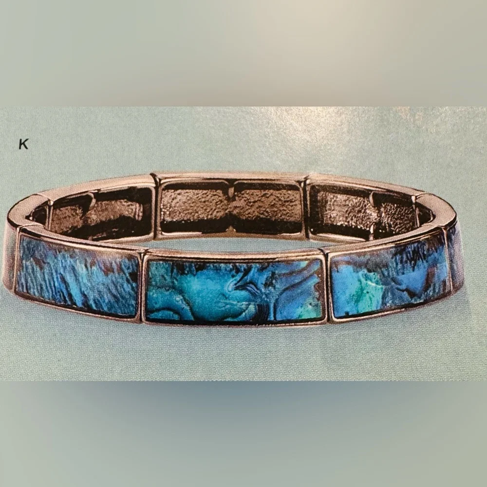Lia Sophia “Pacifica” Genuine Abalone Stretch Bracelet - Picture 1 of 5